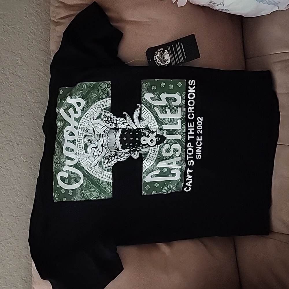 Crooks & Castles Men's Gangster Medusa Graphic Tee